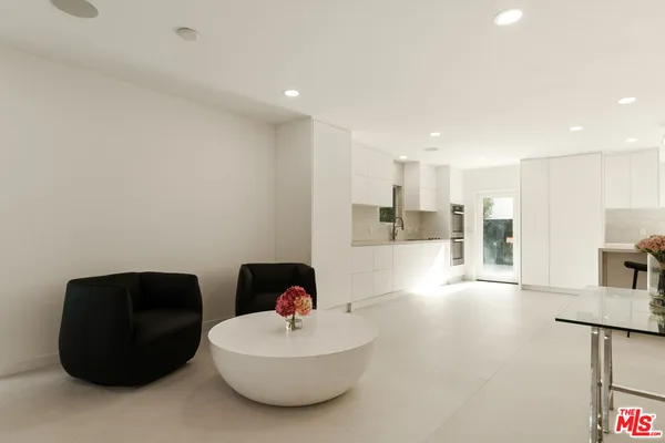 $23,950 | 9432 Oakmore Road, Los Angeles, CA 90035