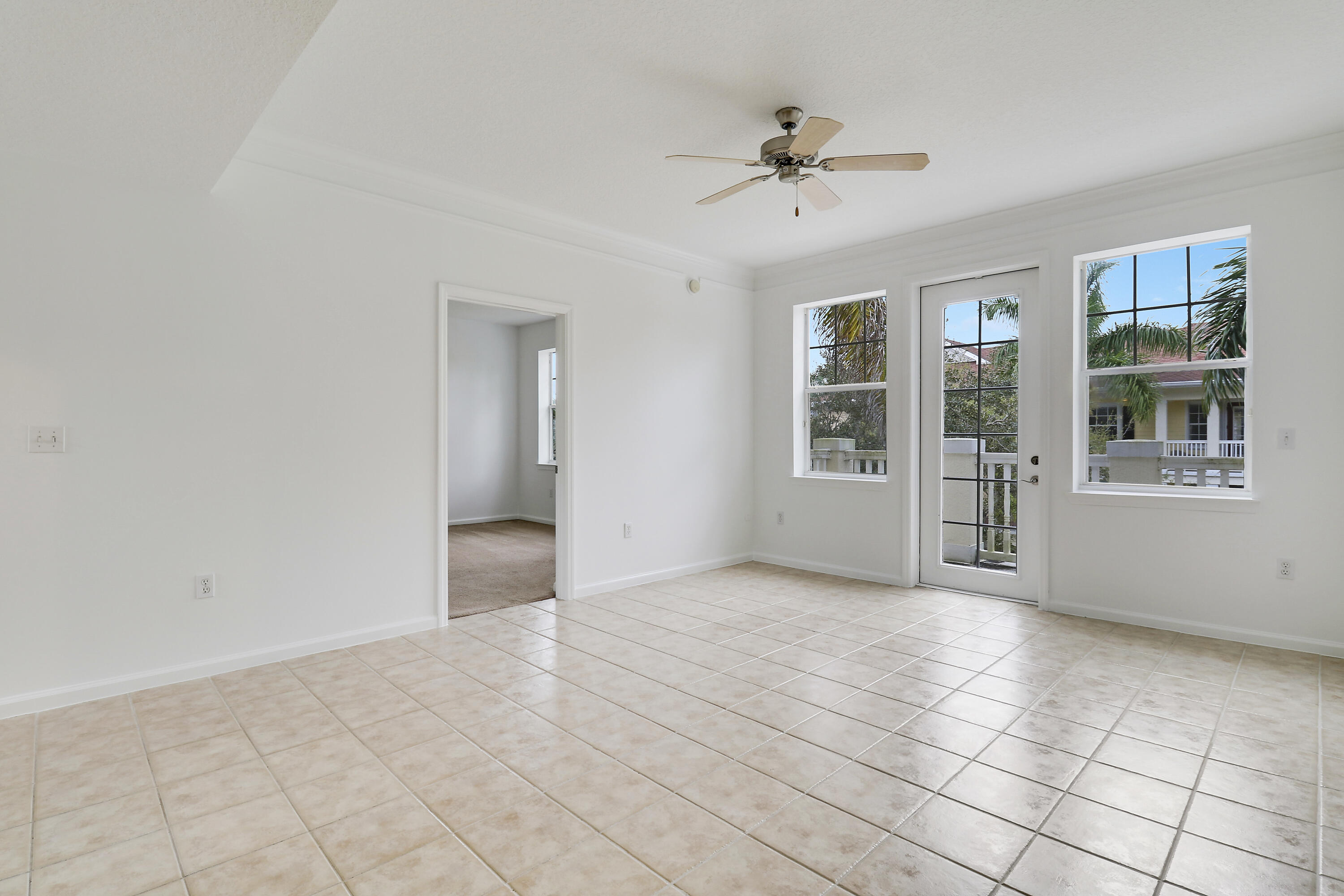 225 Murcia Drive, Unit 307 Jupiter, FL 33458 - Photo 11 of 36 a view of an empty room with a window