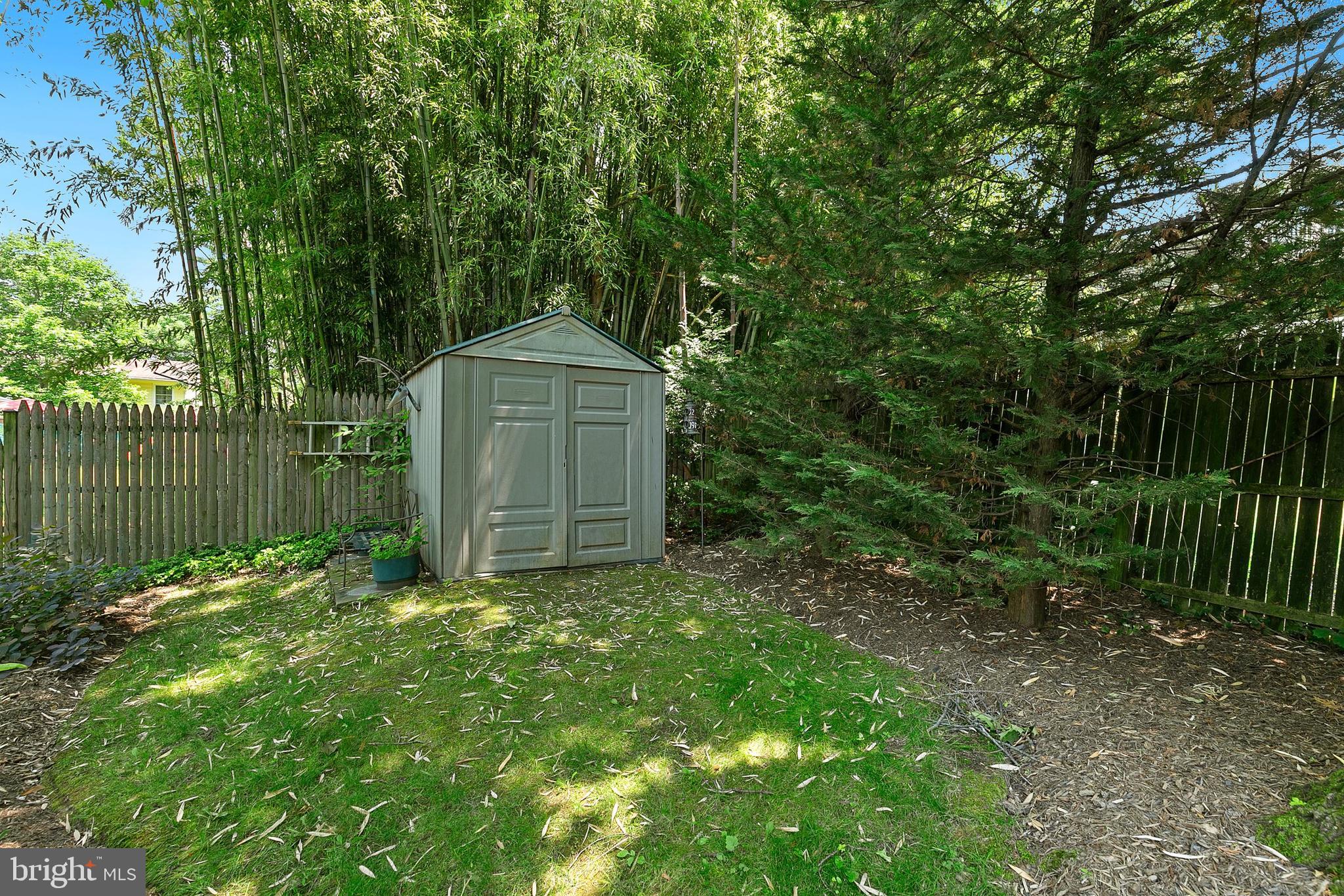 3004 Bluff Point Lane Silver Spring, MD 20906 - Photo 63 of 74 a view of a backyard of the house