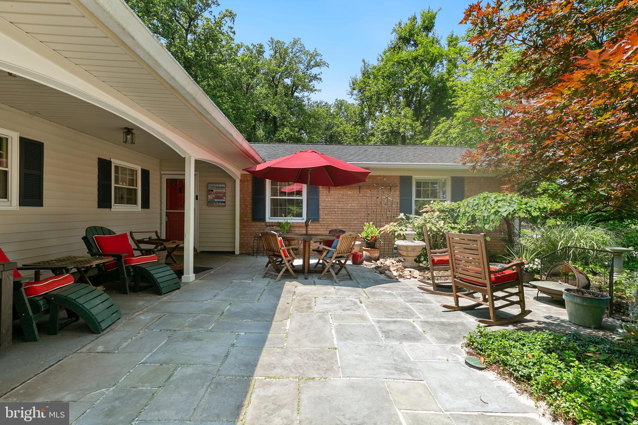 3004 Bluff Point Lane Silver Spring, MD 20906 - Photo 8 of 74 a view of a house with sitting area and furniture