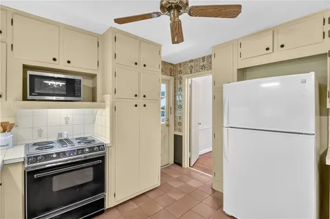 $575,000 | 6885 Heathfield Drive Northwest, Atlanta, GA 30328