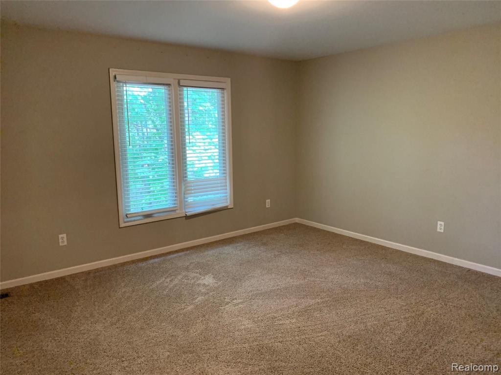 1632 Wakefield Court Rochester Hills, MI 48306 - Photo 38 of 56