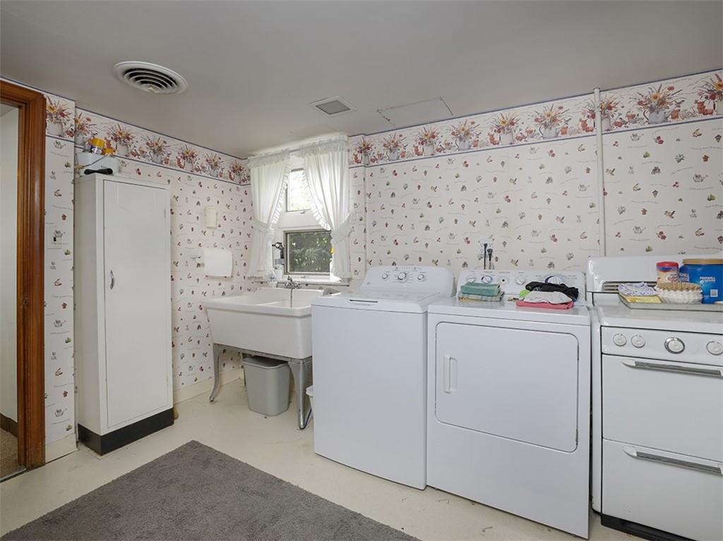 205 Field Club Road Pittsburgh, PA 15238 - Photo 16 of 25 Gallery Image 16