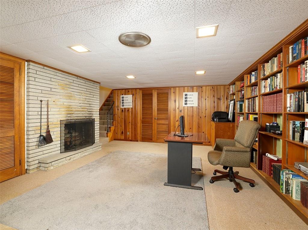 205 Field Club Road Pittsburgh, PA 15238 - Photo 18 of 25 Gallery Image 18