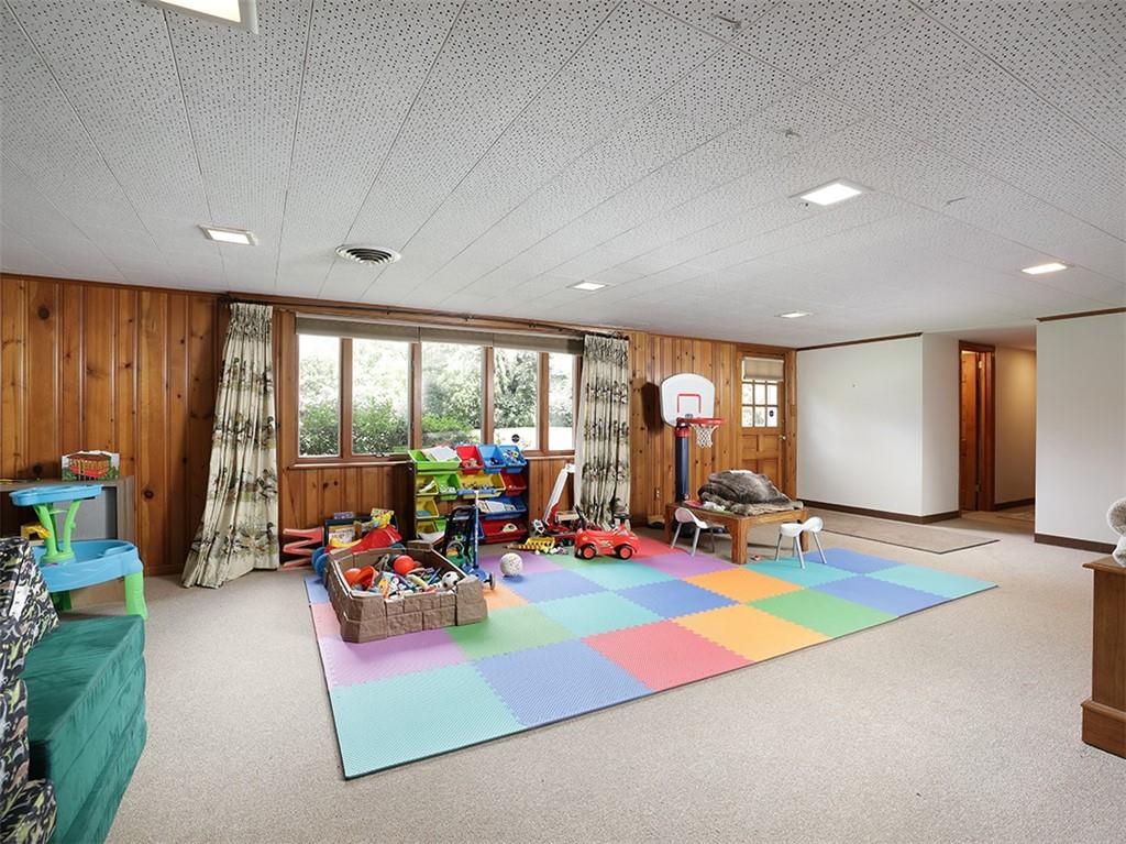 205 Field Club Road Pittsburgh, PA 15238 - Photo 21 of 25 Gallery Image 21