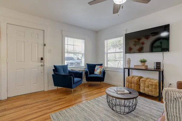 $305,000 | 2704 32nd Street, Lubbock, TX 79410