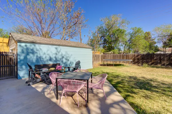 $305,000 | 2704 32nd Street, Lubbock, TX 79410