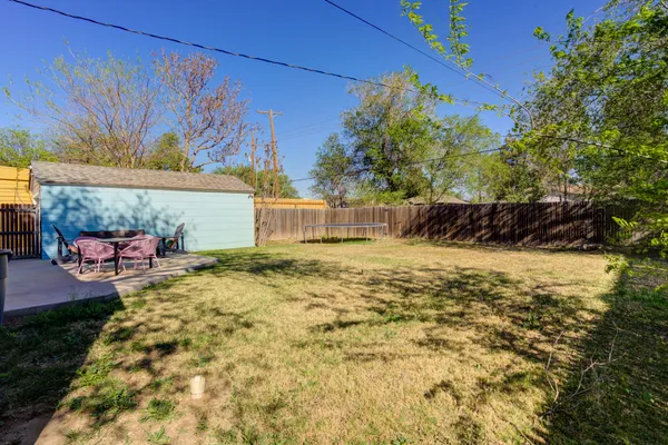 $305,000 | 2704 32nd Street, Lubbock, TX 79410