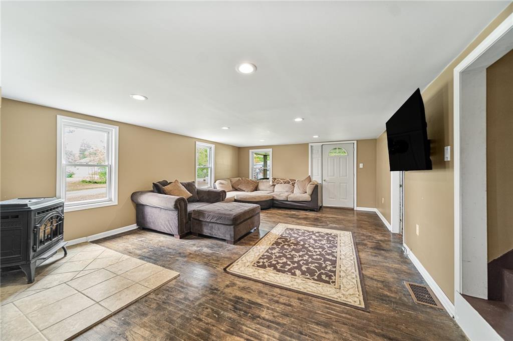 35743 Lake Road Union City, PA 16438 - Photo 10 of 29