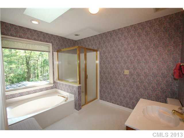 2314 Kilkenney Hill Road Matthews, NC 28105 - Photo 10 of 16 Gallery Image 10