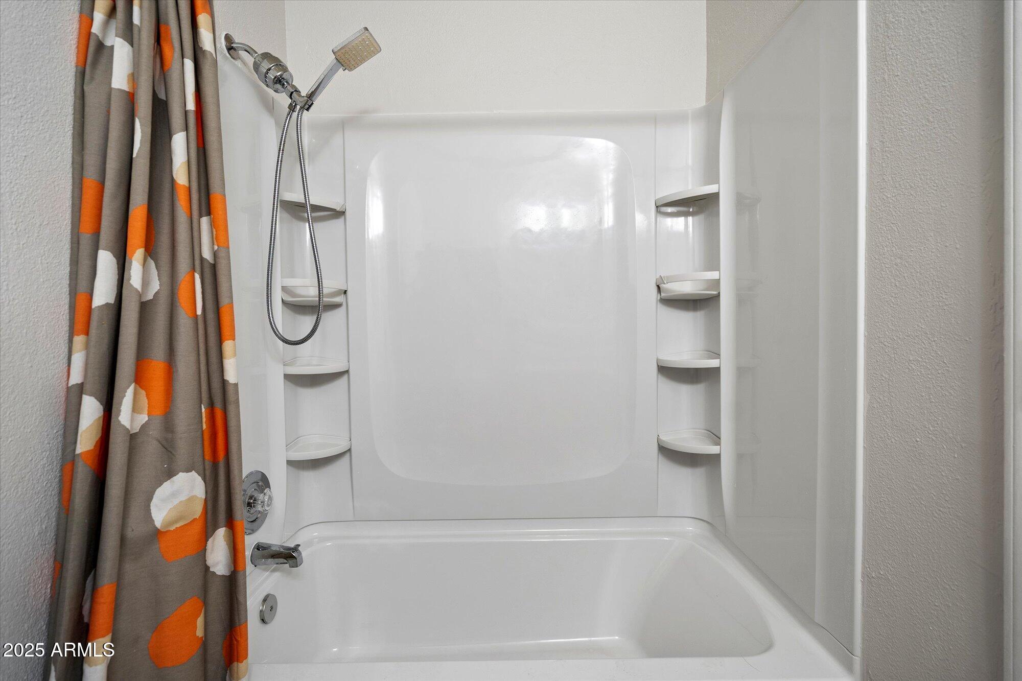 7977 West Wacker Road, Unit 220 Peoria, AZ 85381 - Photo 12 of 21 17-86390527