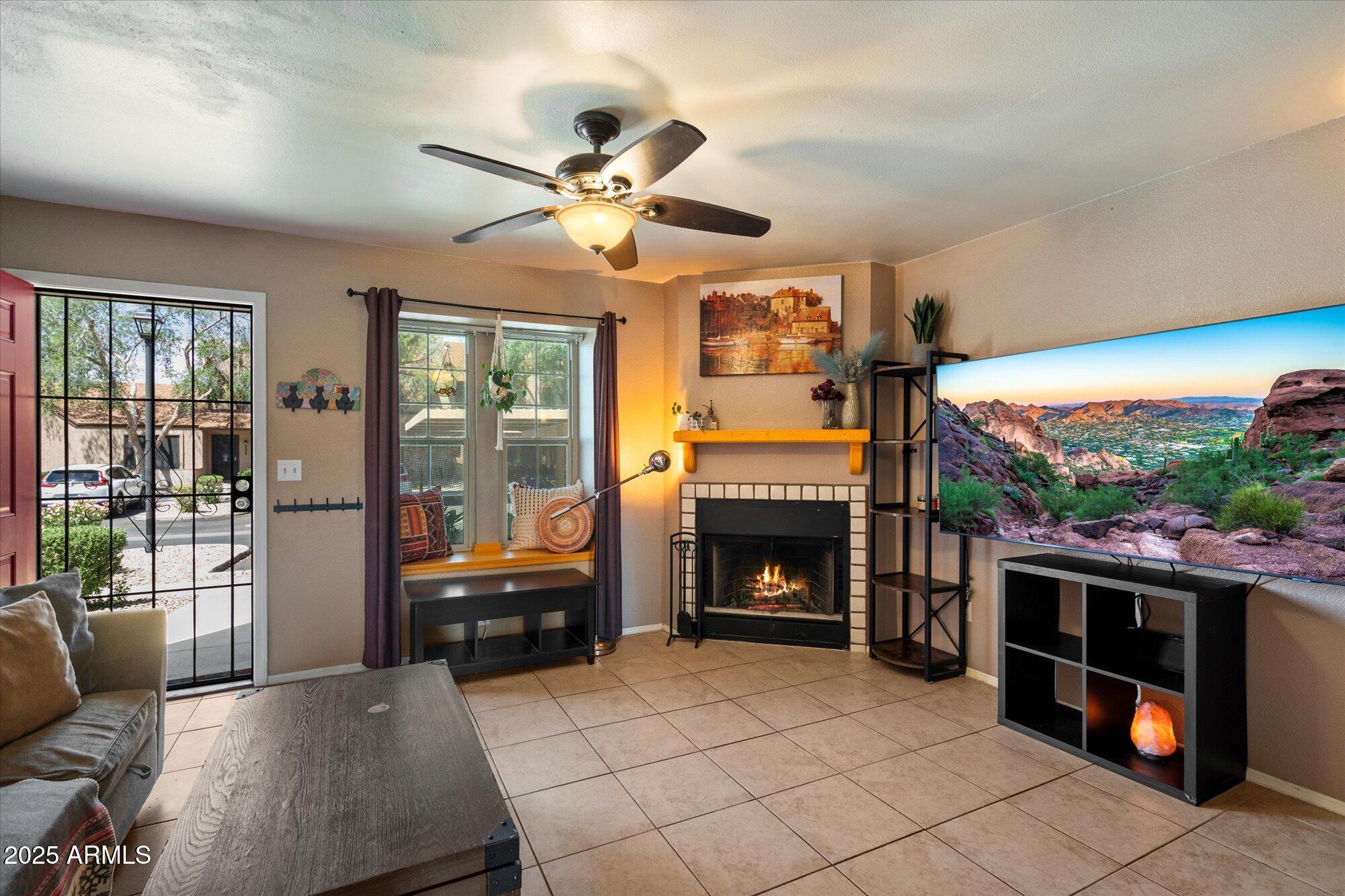 7977 West Wacker Road, Unit 220 Peoria, AZ 85381 - Photo 4 of 21 02-86390628