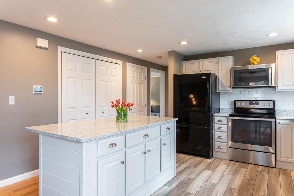 33 C Andrews Farm Road Boxford, MA 01921 - Photo 7 of 32