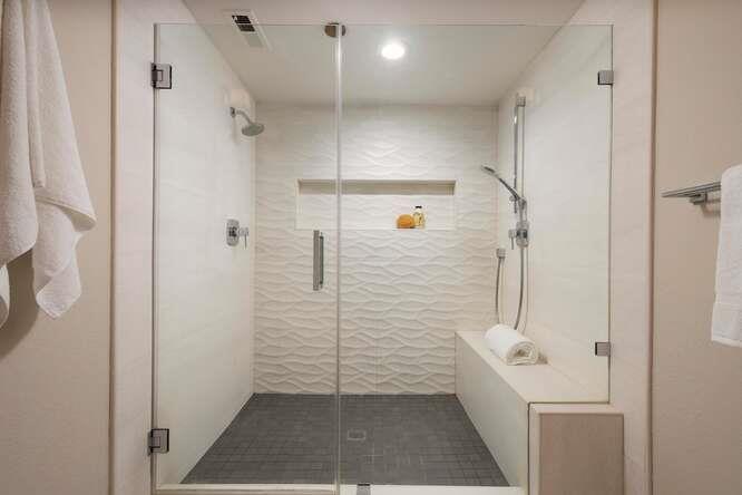 616 Ansel Road, Unit 5 Burlingame, CA 94010 - Photo 13 of 20 a bathroom with a shower