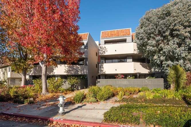 616 Ansel Road, Unit 5 Burlingame, CA 94010 - Photo 17 of 20 a view of building with street