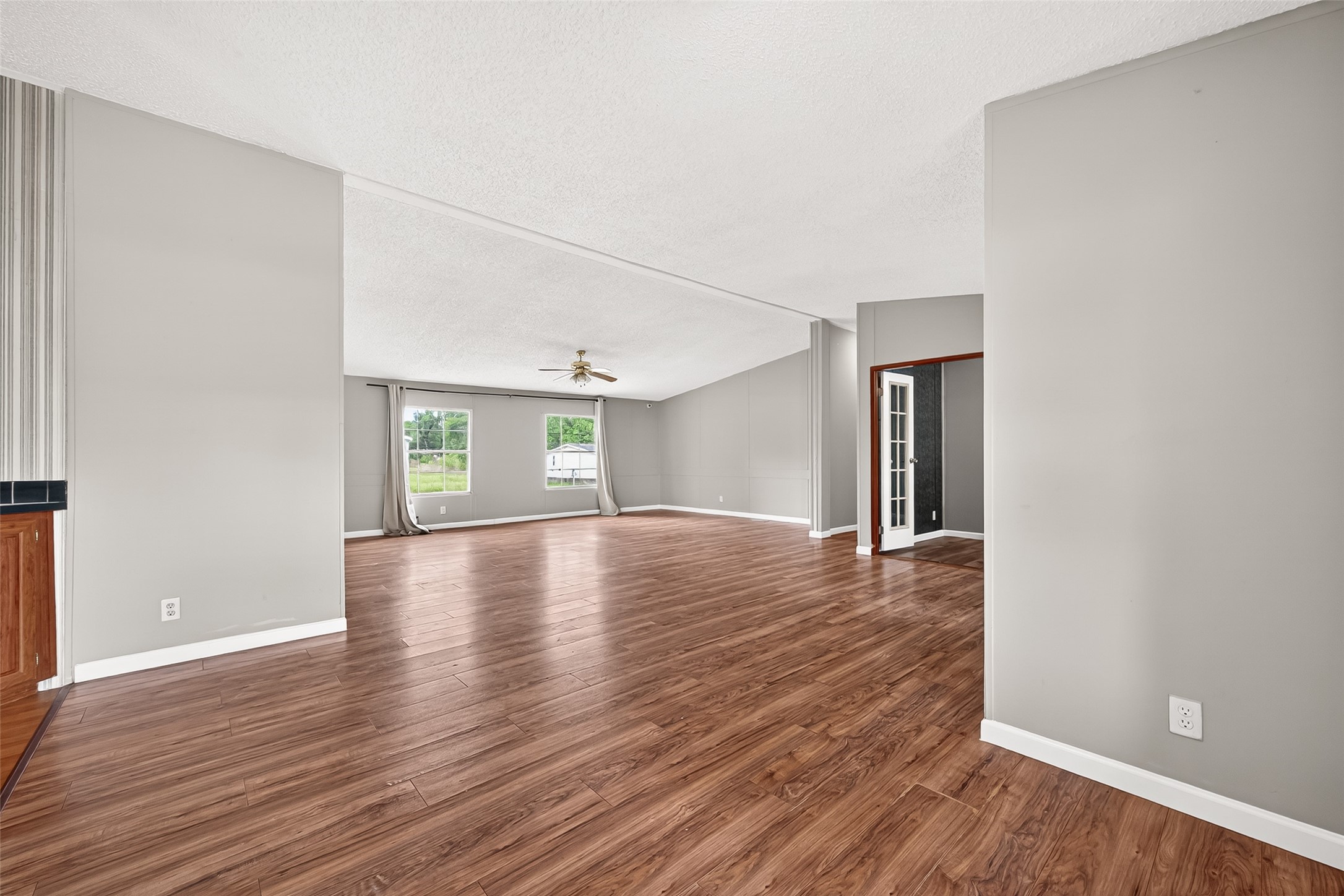 5982 Waukegan Road Conroe, TX 77306 - Photo 11 of 49 a view of livingroom with hardwood floor