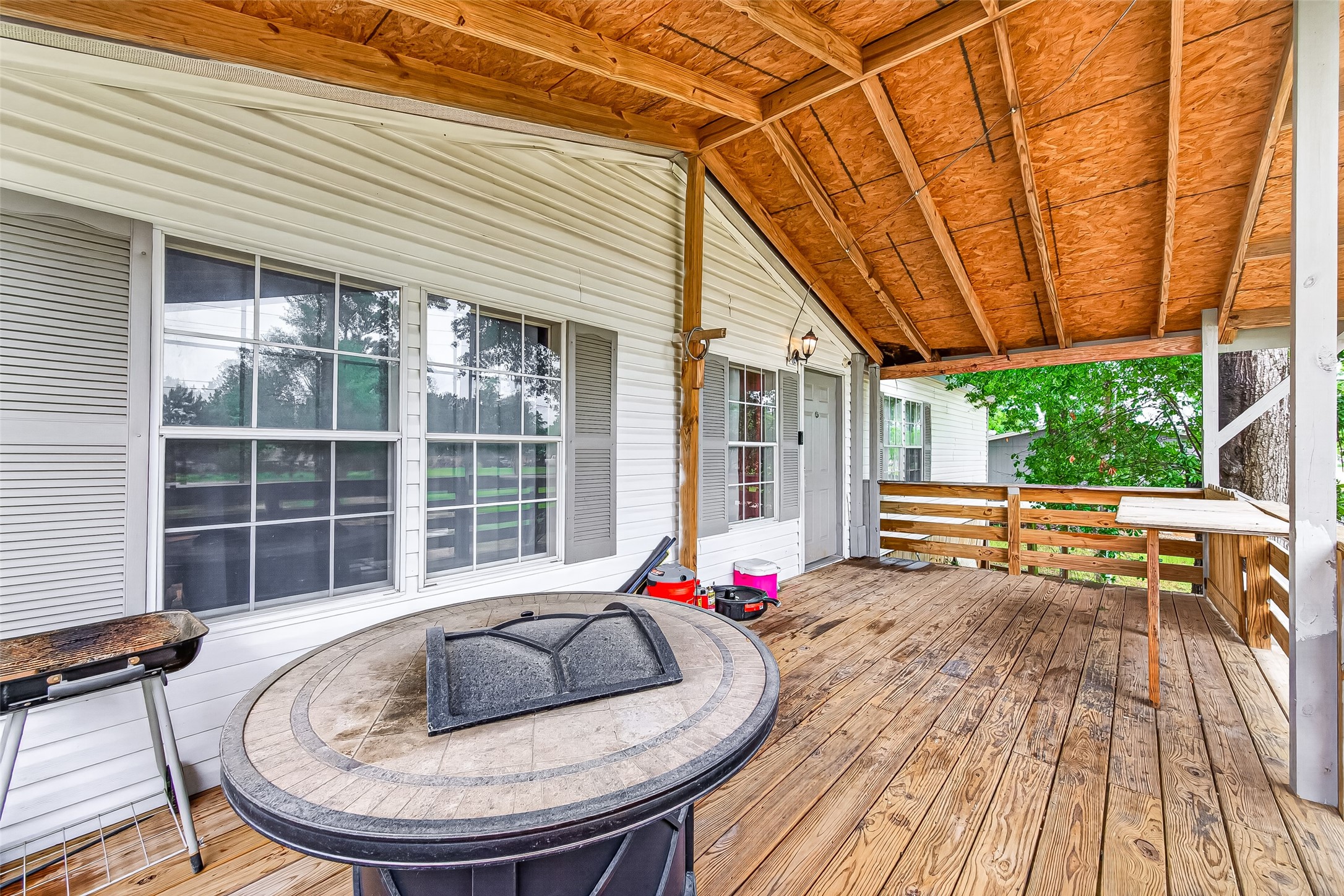 5982 Waukegan Road Conroe, TX 77306 - Photo 6 of 49 a view of outdoor space yard and patio