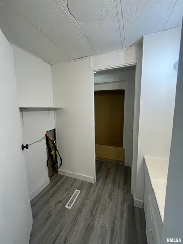 $18,500 | 3401 Ridge Avenue, Unit 20, Springfield, IL 62702