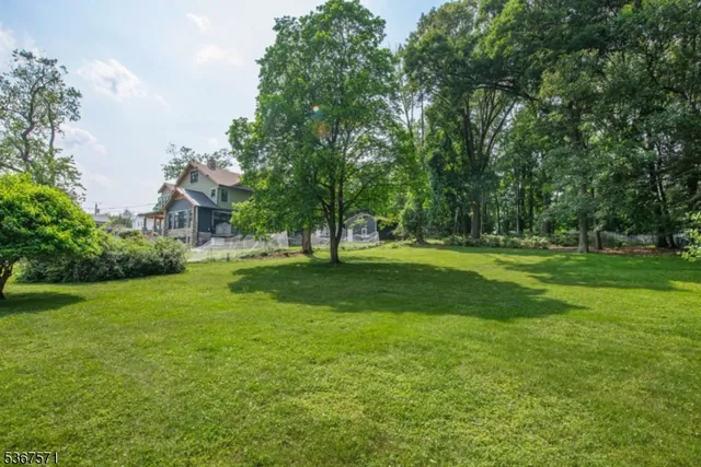 $600,000 | 178 Grove Verona Nj 07044, Verona, NJ 07044