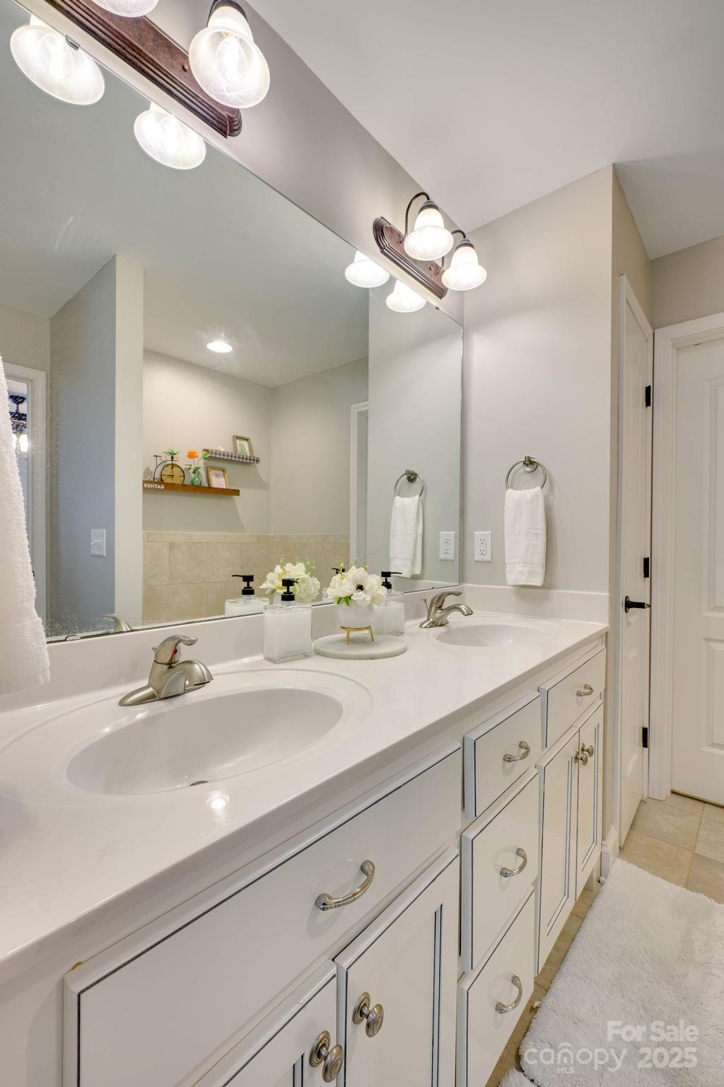 1369 Landsdowne Drive Conover, NC 28613 - Photo 19 of 30