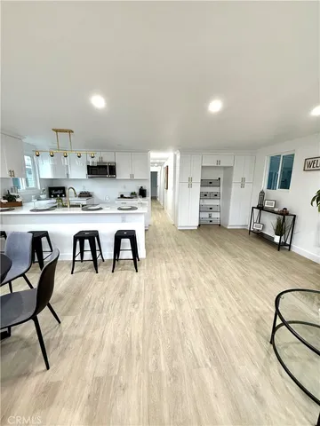 $225,000 | 6475 Atlantic Avenue, Unit 815, Long Beach, CA 90805