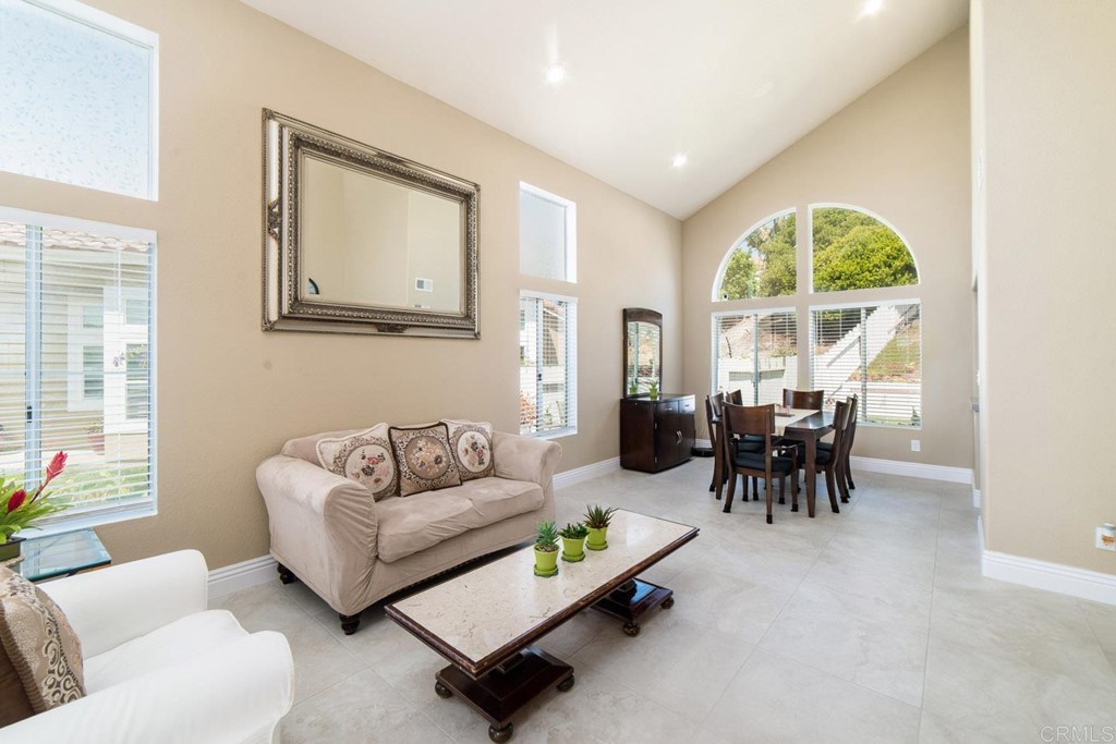 682 Mural Street Oceanside, CA 92057 - Photo 3 of 25