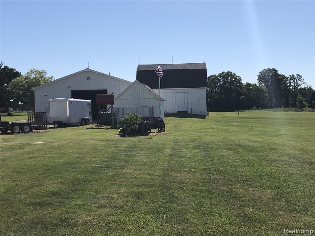 5784 Sutton Road Dryden, MI 48428 - Photo 12 of 55 IMG_2535 - Copy.JPG
