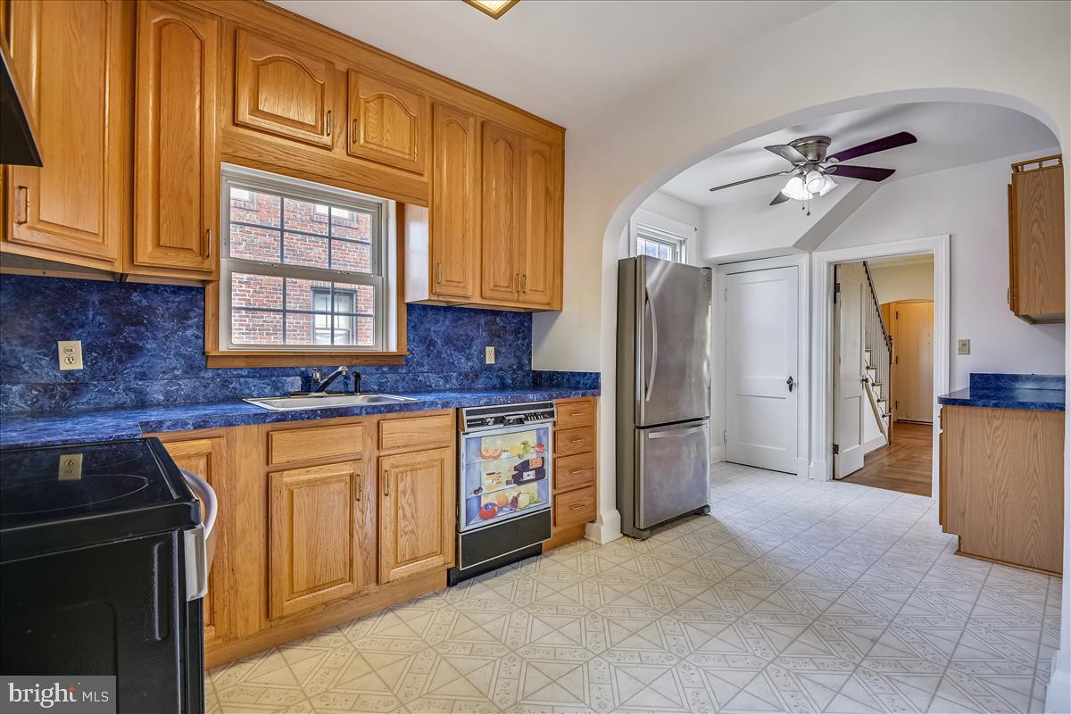 2907 Alden Road Baltimore, MD 21234 - Photo 12 of 27 Kitchen