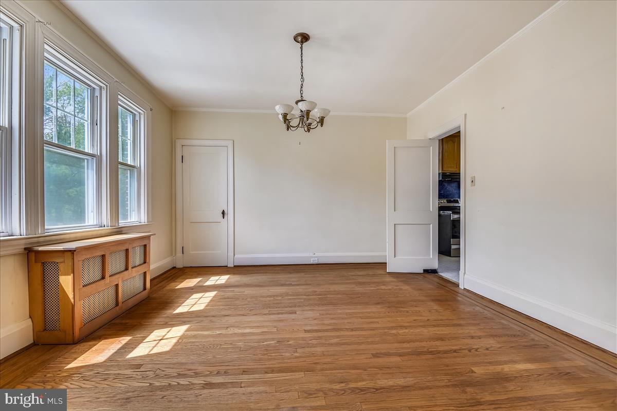 2907 Alden Road Baltimore, MD 21234 - Photo 8 of 27 Dining Room