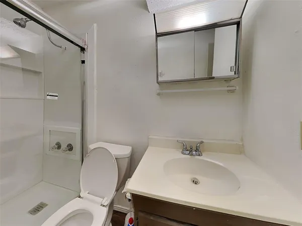 $1,499 | 501 Byron Street, Unit A, Fort Worth, TX 76114