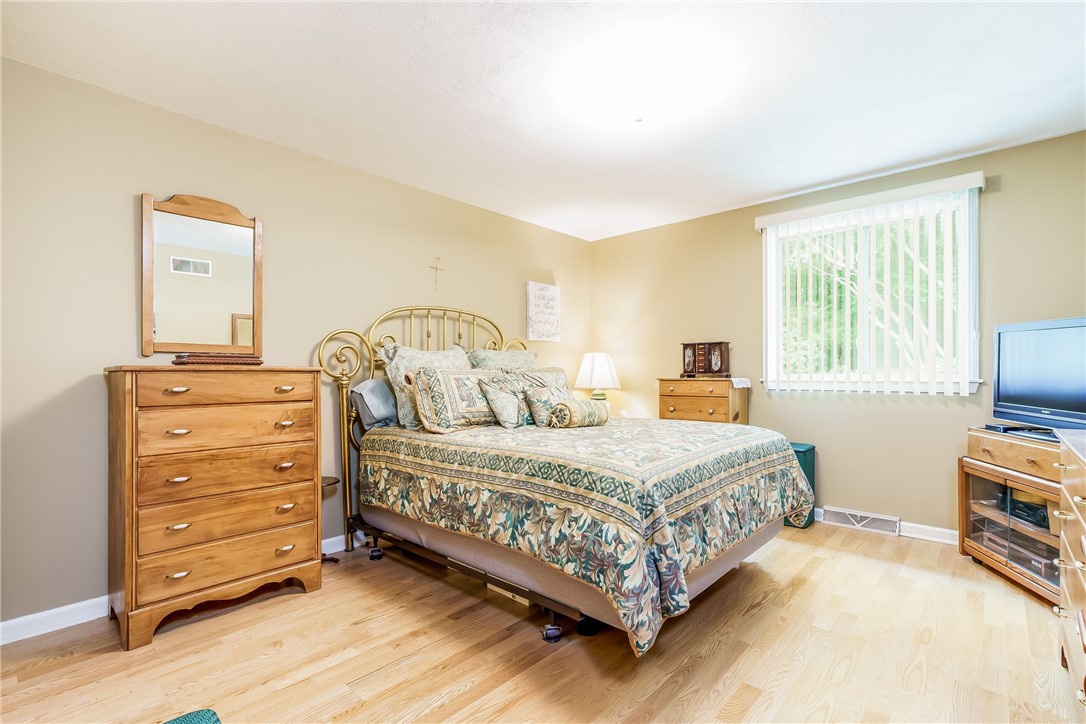 125 Smith Avenue, Unit 4C Smithfield, RI 02828 - Photo 15 of 31