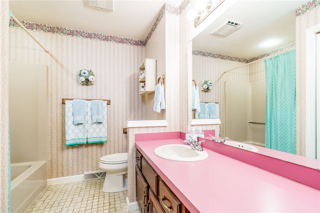 125 Smith Avenue, Unit 4C Smithfield, RI 02828 - Photo 18 of 31