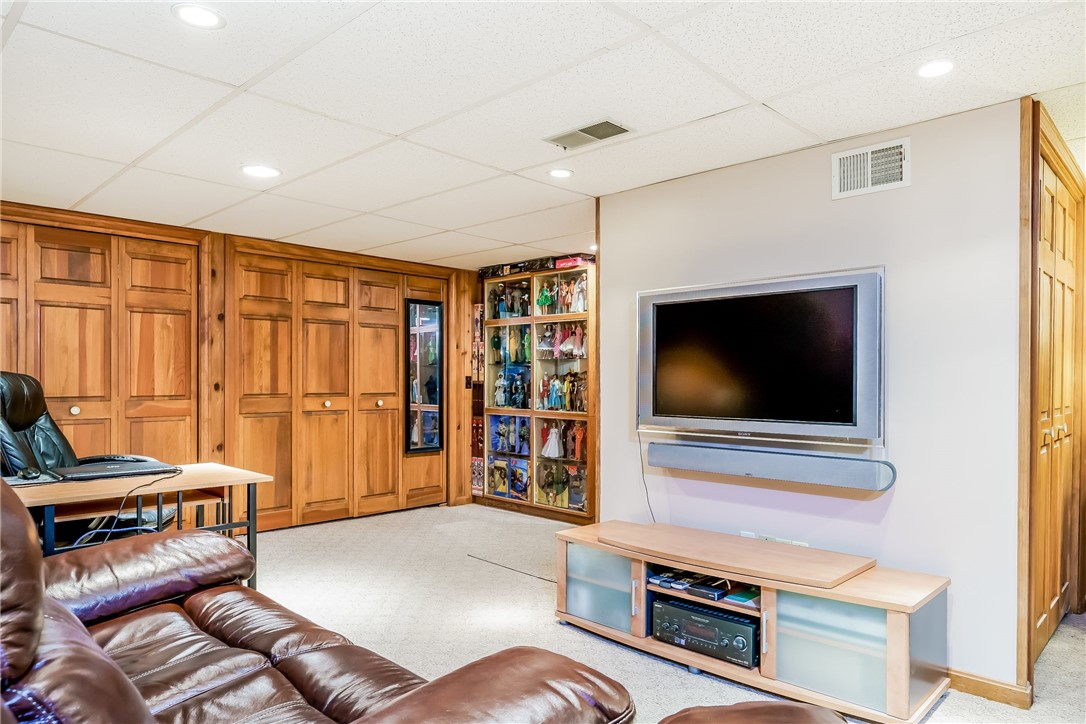 125 Smith Avenue, Unit 4C Smithfield, RI 02828 - Photo 24 of 31