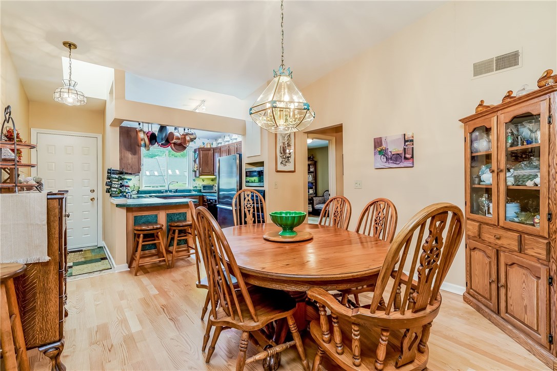 125 Smith Avenue, Unit 4C Smithfield, RI 02828 - Photo 7 of 31