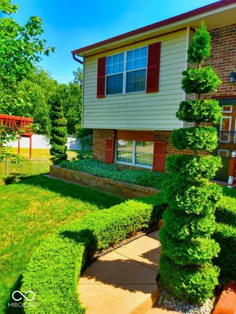 $319,000 | 9425 Pepperidge Drive, Indianapolis, IN 46235