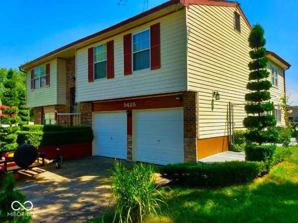 $319,000 | 9425 Pepperidge Drive, Indianapolis, IN 46235