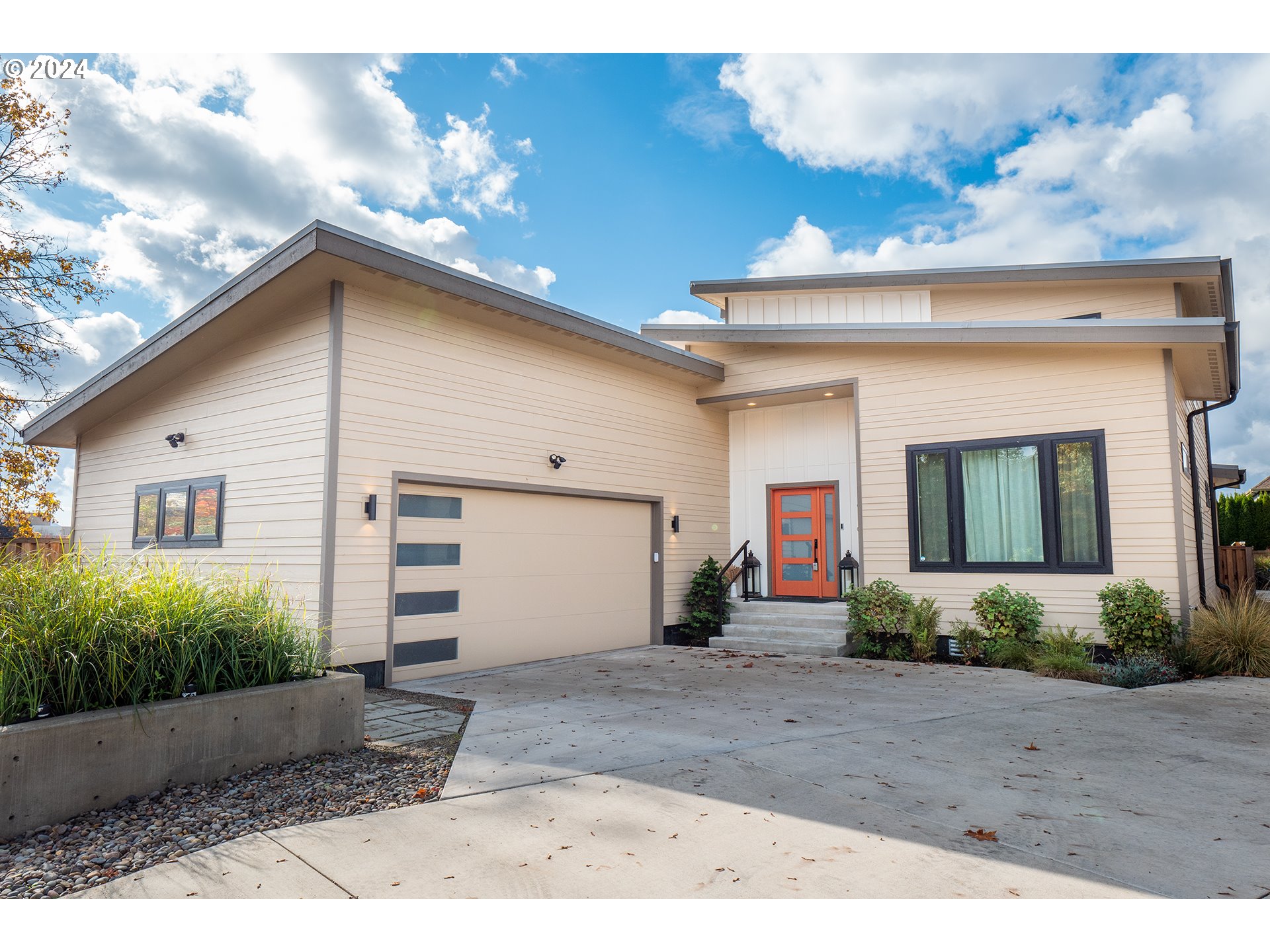 89330 Old Coburg Road Eugene, OR 97408 - Photo 1 of 36 Gallery Image 1