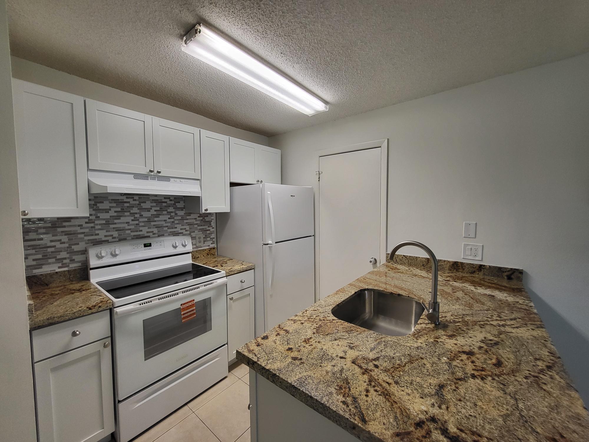 4581 West McNab Road, Unit 33 Pompano Beach, FL 33069 - Photo 9 of 15 Kitchen