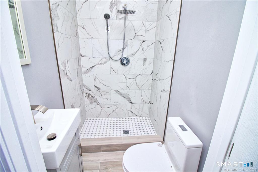34 Lester Street, Unit 2 Ansonia, CT 06401 - Photo 5 of 11