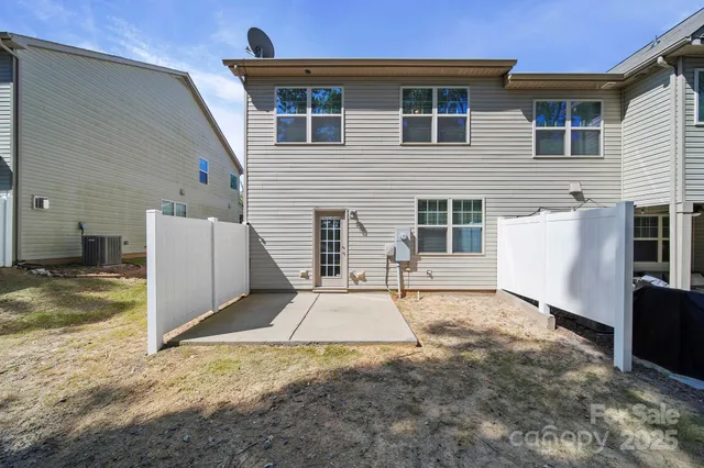 $350,000 | 5033 Mockernut Lane, Fort Mill, SC 29707