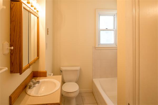 138 Walker Road Swampscott, MA 01907 - Photo 8 of 22 Gallery Image 8