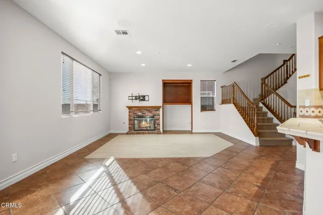 $799,000 | 862 Gitano Drive, Oxnard, CA 93030