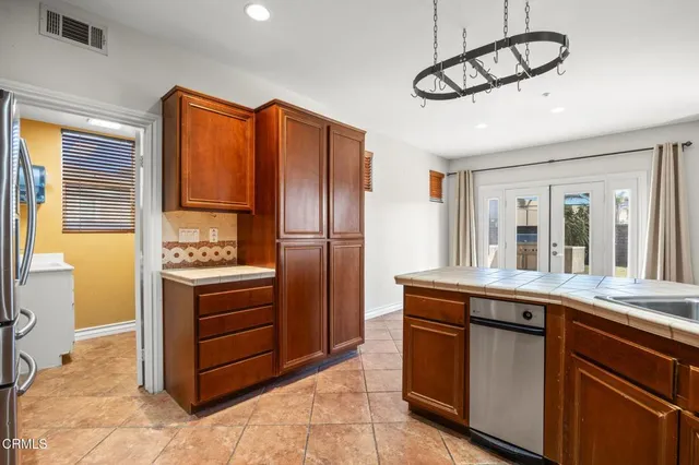 $799,000 | 862 Gitano Drive, Oxnard, CA 93030