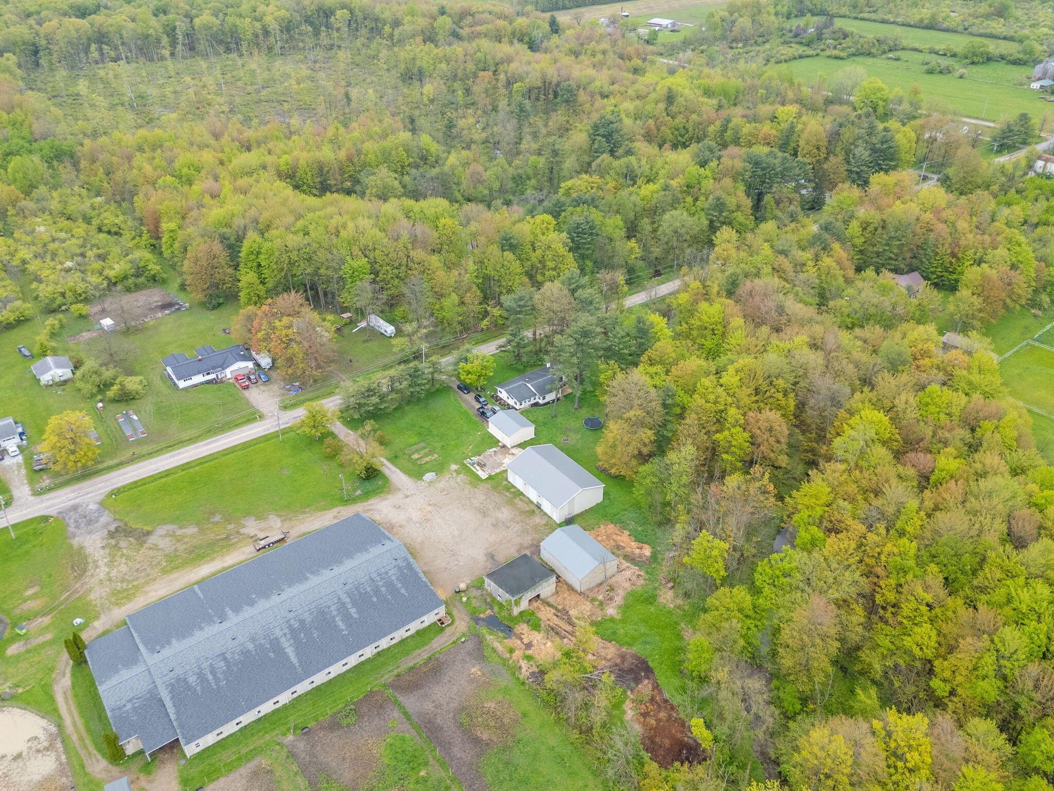 6810 Barrett Road Geneva, OH 44041 - Photo 67 of 78 109-web-or-mls-DJI_20250508135718_0458_D