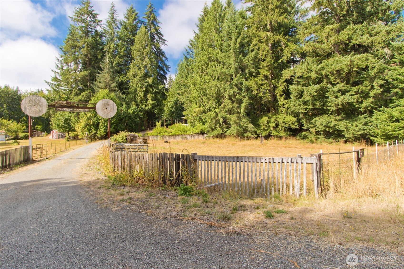 15716 A P Tubbs Road East Buckley, WA 98321 - Photo 2 of 27 Gallery Image 2