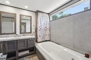 $1,500 | 21472 Coyote Trail, Lago Vista, TX 78645