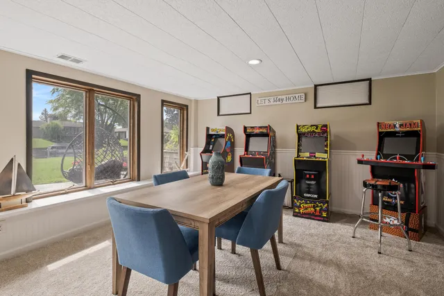 $794,900 | 17882 Channel View Drive, Spring Lake, MI 49456