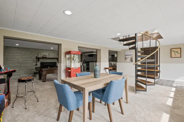 $794,900 | 17882 Channel View Drive, Spring Lake, MI 49456