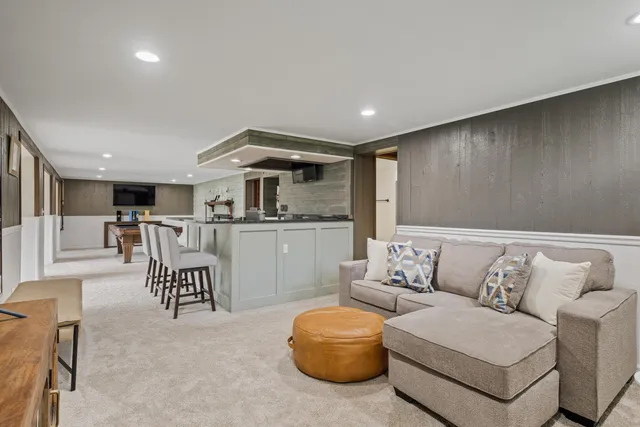 $794,900 | 17882 Channel View Drive, Spring Lake, MI 49456