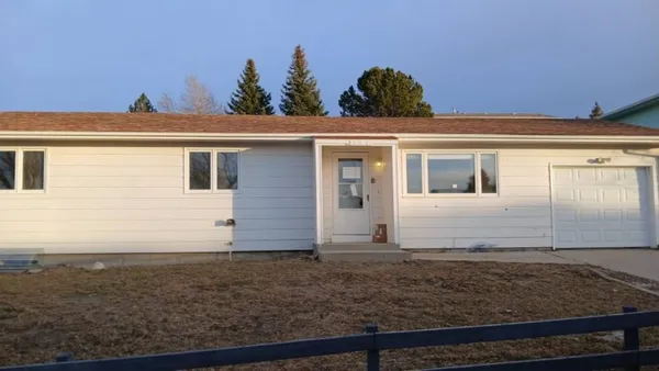 $129,000 | 2141 Thorndike Avenue, Casper, WY 82601